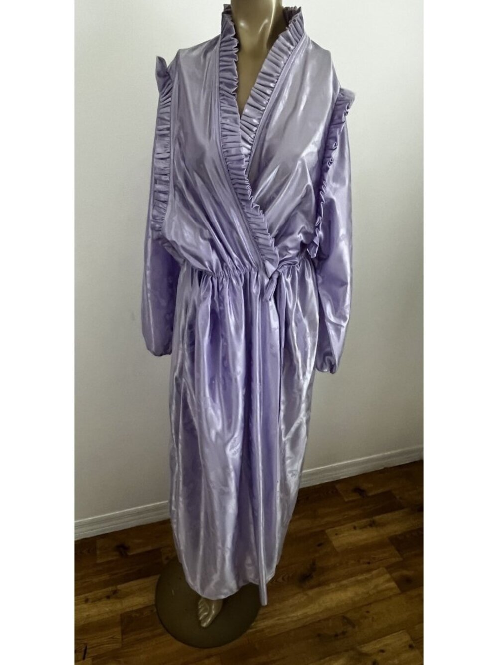Vintage Elizabeth of New York Women's L/XL Acetate Nylon Shiny Floral Robe